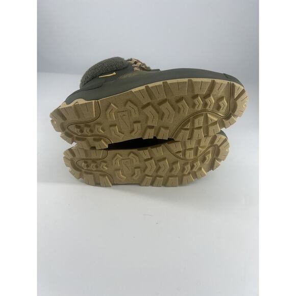 Nike City Classic PRM Boots Womens Size 7.5 Green Tan Cargo Khaki Activewear New - Picture 9 of 9